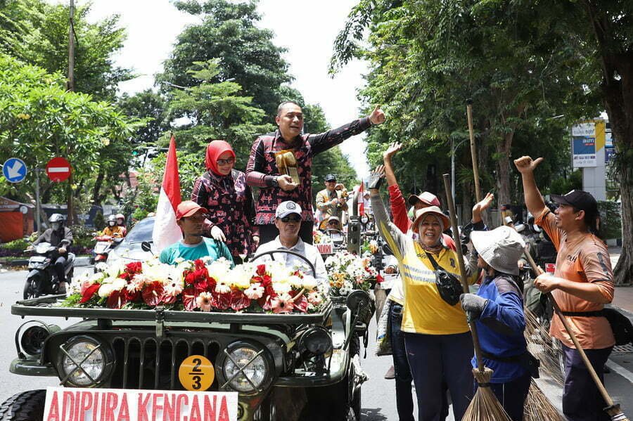 Persembahkan Piala Adipura Kencana 2022, Wali Kota Eri Cahyadi Ucapkan Terimakasih Untuk Warga Surabaya