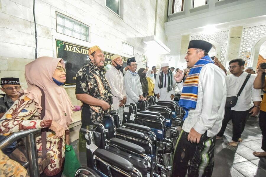 Safari Ramadhan, Wali Kota Eri Galakan Zakat Bersama Baznas