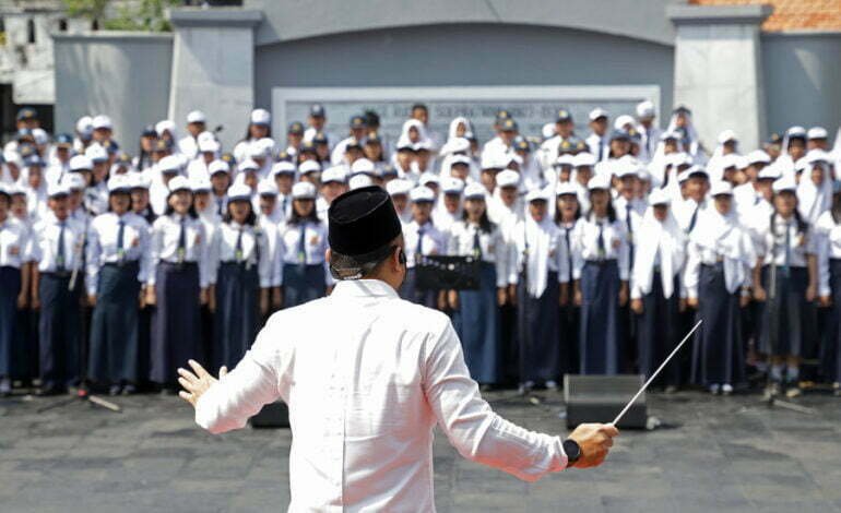 Peringatan Hari Musik Nasional Di Makam WR Soepratman Dipimpin Wali Kota Eri
