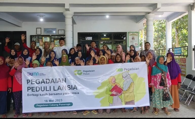 Peringati Hari Lansia, PT Pegadaian Kanwil XII Surabaya Melakukan Kegiatan Bakti Sosial Pemeriksaan Kesehatan Gratis Bagi Lansia di Seluruh Kantor Cabang di Jatim