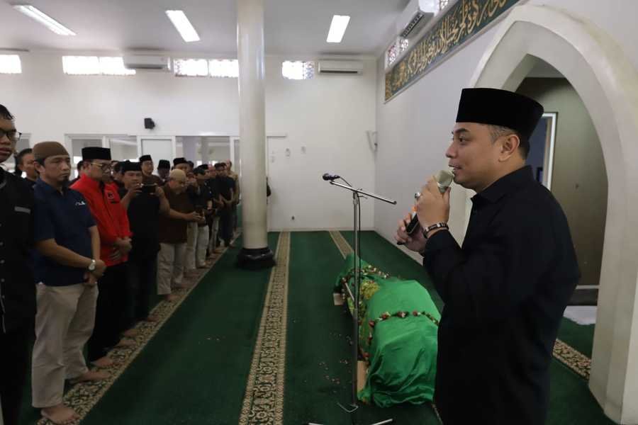 Wali Kota Eri Turut Berduka Meninggalnya Mantan Wali Kota Surabaya