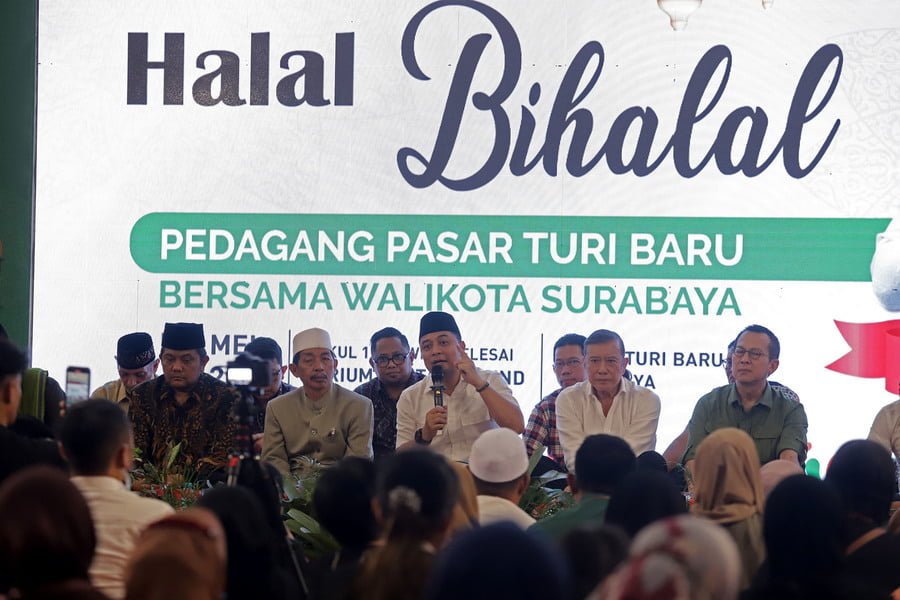 Wali Kota Surabaya Silaturahmi Dengan Pedagang Pasar Turi Baru
