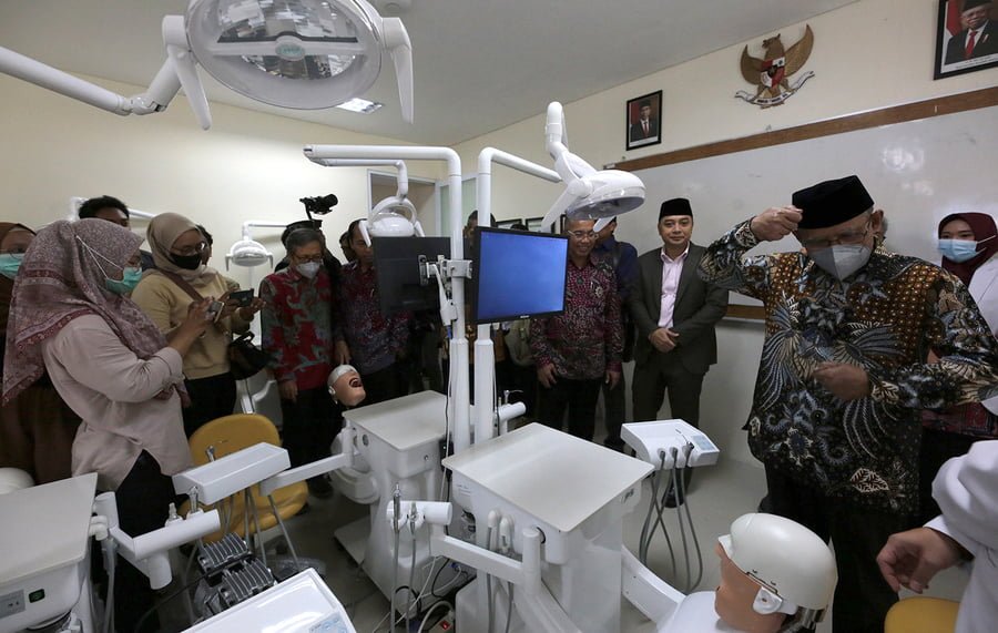 Wali Kota Surabaya Launching Fakultas Kedokteran Gigi (FKG) UM Surabaya