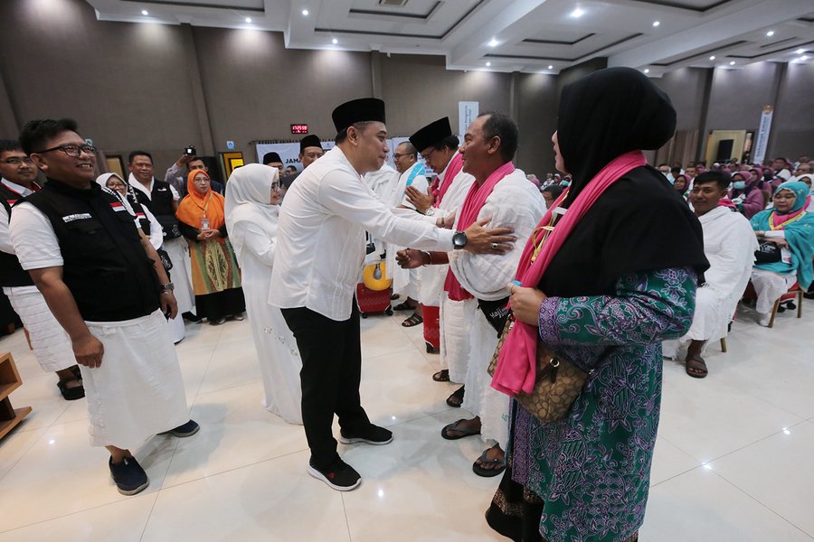 Pelepasan Calon Jamaah Haji (CJH) Tahun 2023 Asal Kota Surabaya