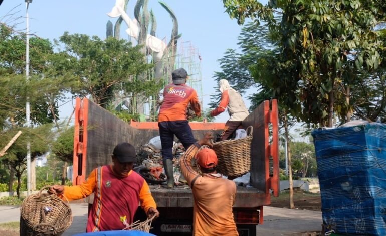 Dinas Lingkungan Hidup Surabaya Tekan Sampah Plastik Dua Ton Per-hari