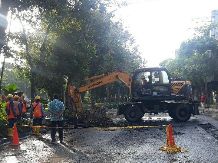 PDAM Surya Sembada Minta Maaf Atas Bocornya Pipa Dikawasan jalan Kartajaya