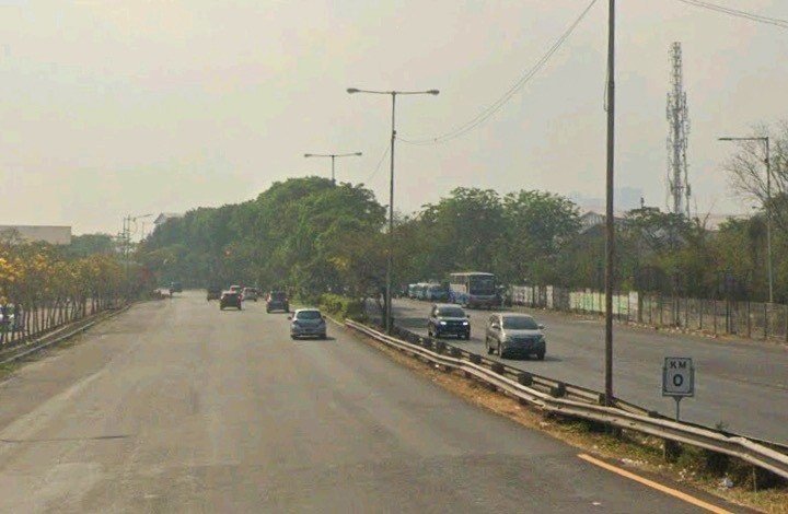 Betonisasi Jalan Dupak Rukun Exit Tol Surabaya-Gresik Hampir Selesai