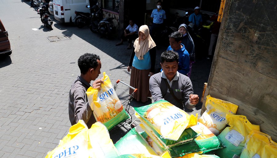 Operasi Pasar Berhasil Cegah Kenaikan Harga Beras di Surabaya