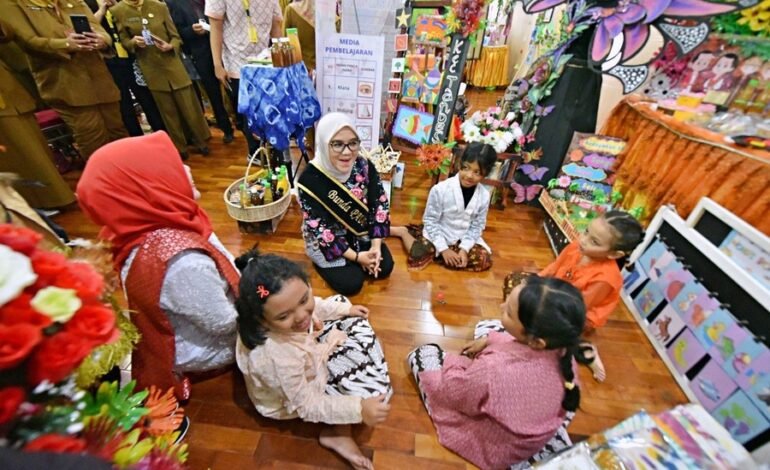 Gerakan Transisi PAUD ke SD Surabaya: Menghilangkan Kecemasan Orang Tua dengan Pembelajaran yang Menyenangkan