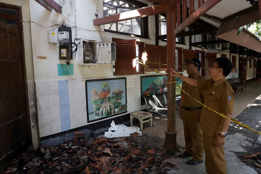 SDN Dr. Soetomo V Surabaya Terbakar, Siswa Terpaksa Belajar Daring