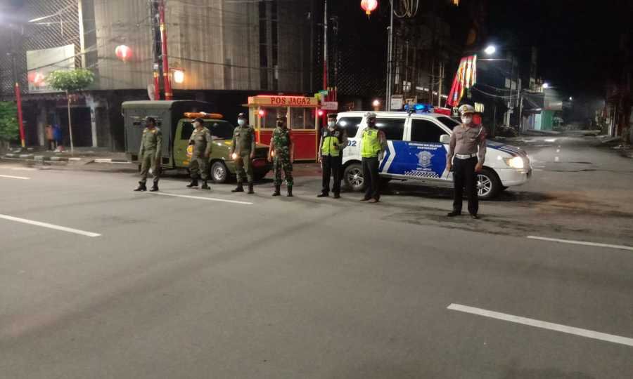 Pemkot Surabaya Gencar Patroli Tim Asuhan Rembulan, Sasar Minuman Keras Tanpa Izin