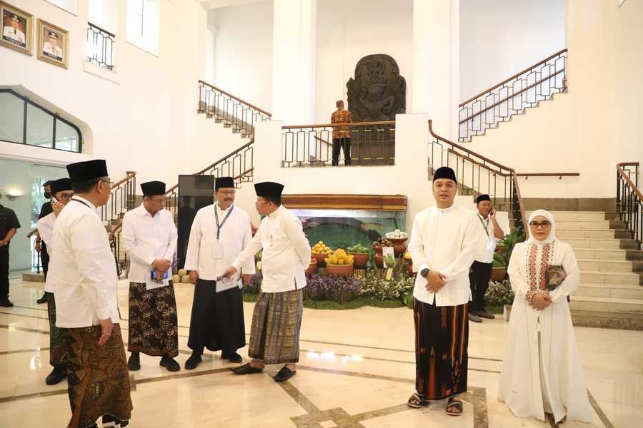 Surabaya Merayakan Hari Santri: Kembali ke Akar, Menghidupkan Jiwa Santri di Kota Pahlawan