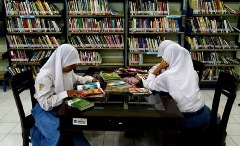 Pemkot Surabaya Terus Tingkatkan Literasi dengan Layanan Perpustakaan dan Kegiatan Menarik