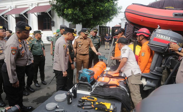 Surabaya Siaga Bencana: Apel Pasukan Hadapi Cuaca Ekstrem!