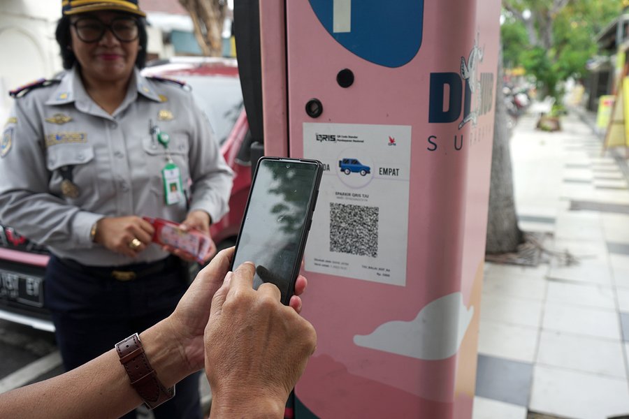 Pemkot Surabaya Terapkan Pembayaran Parkir QRIS, Namun Masih Ada Opsi Lain